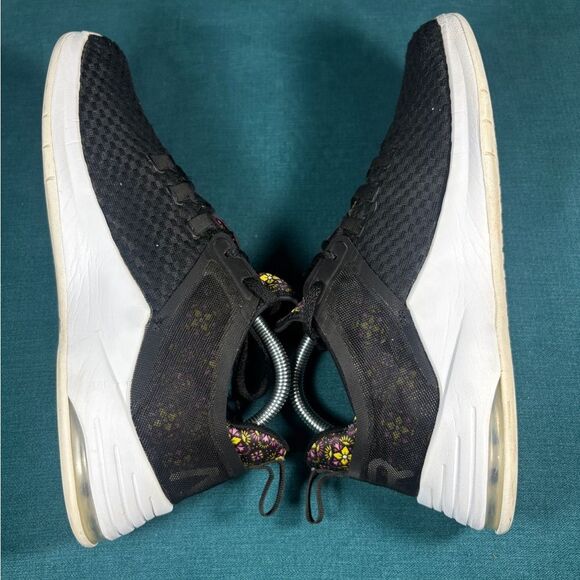 Nike Shoes Women's 9.5 Air Max Bella TR 2 Running Black Floral - Picture 5 of 8